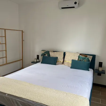 De Charme - W&b House